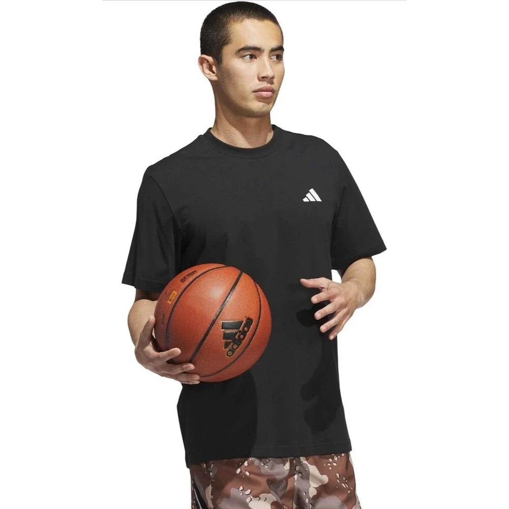 adidas Men's Basketball Graphic T-Shirt - ✨NWT- LG-Tall
